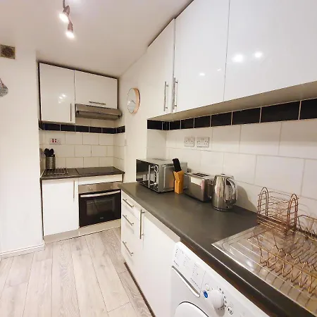 Stunning Bristol Apartment 布里斯托